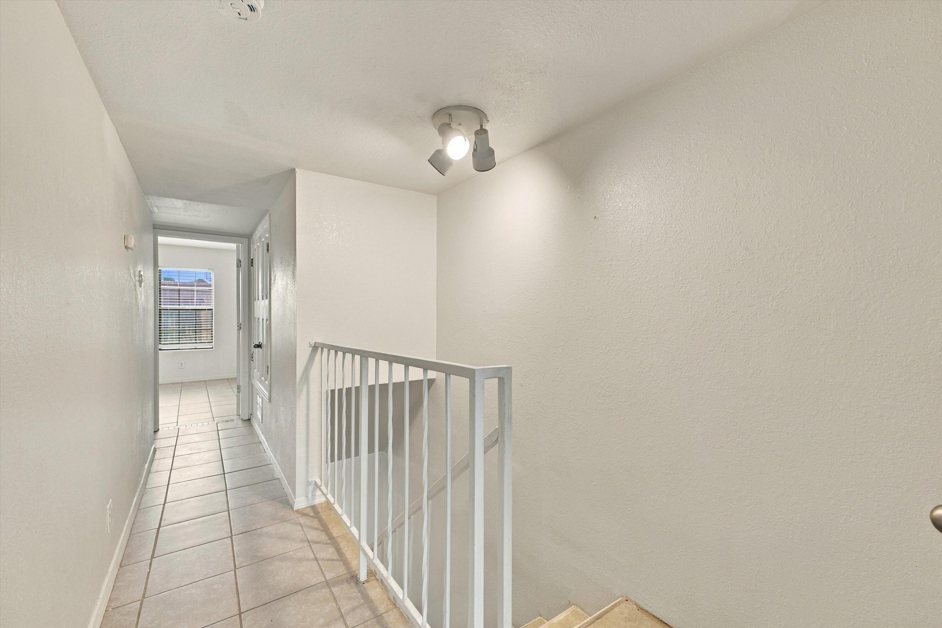 Photo 11 — 3301 Monroe Street NE UNIT H84