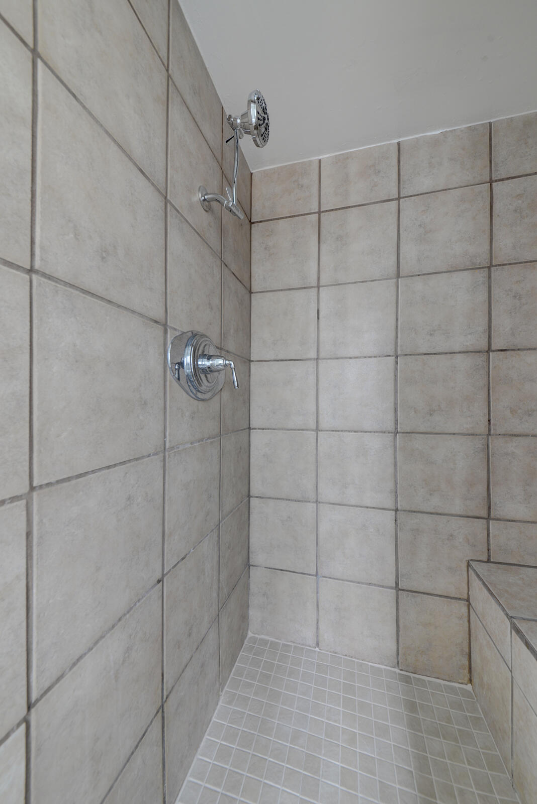 Photo 18 — 706 Cerro De Ortega Drive SE