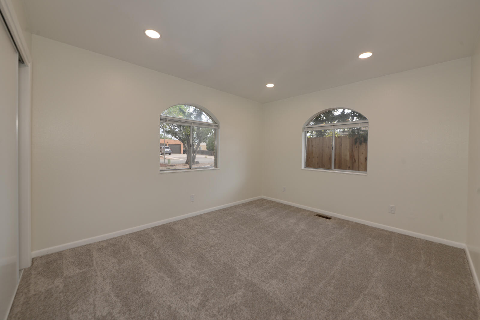 Photo 17 — 706 Cerro De Ortega Drive SE