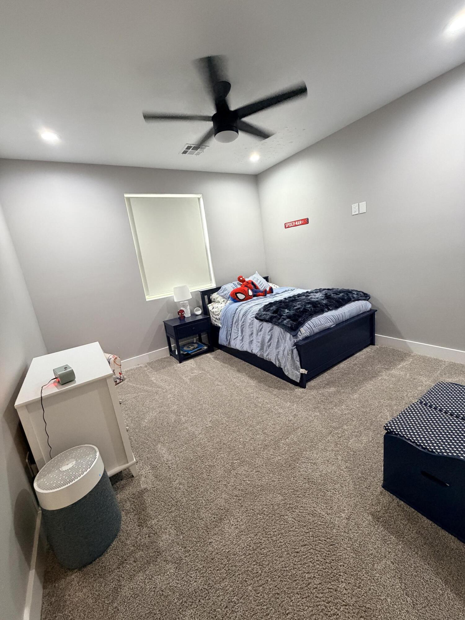 Photo 14 — 412 5th Street NE