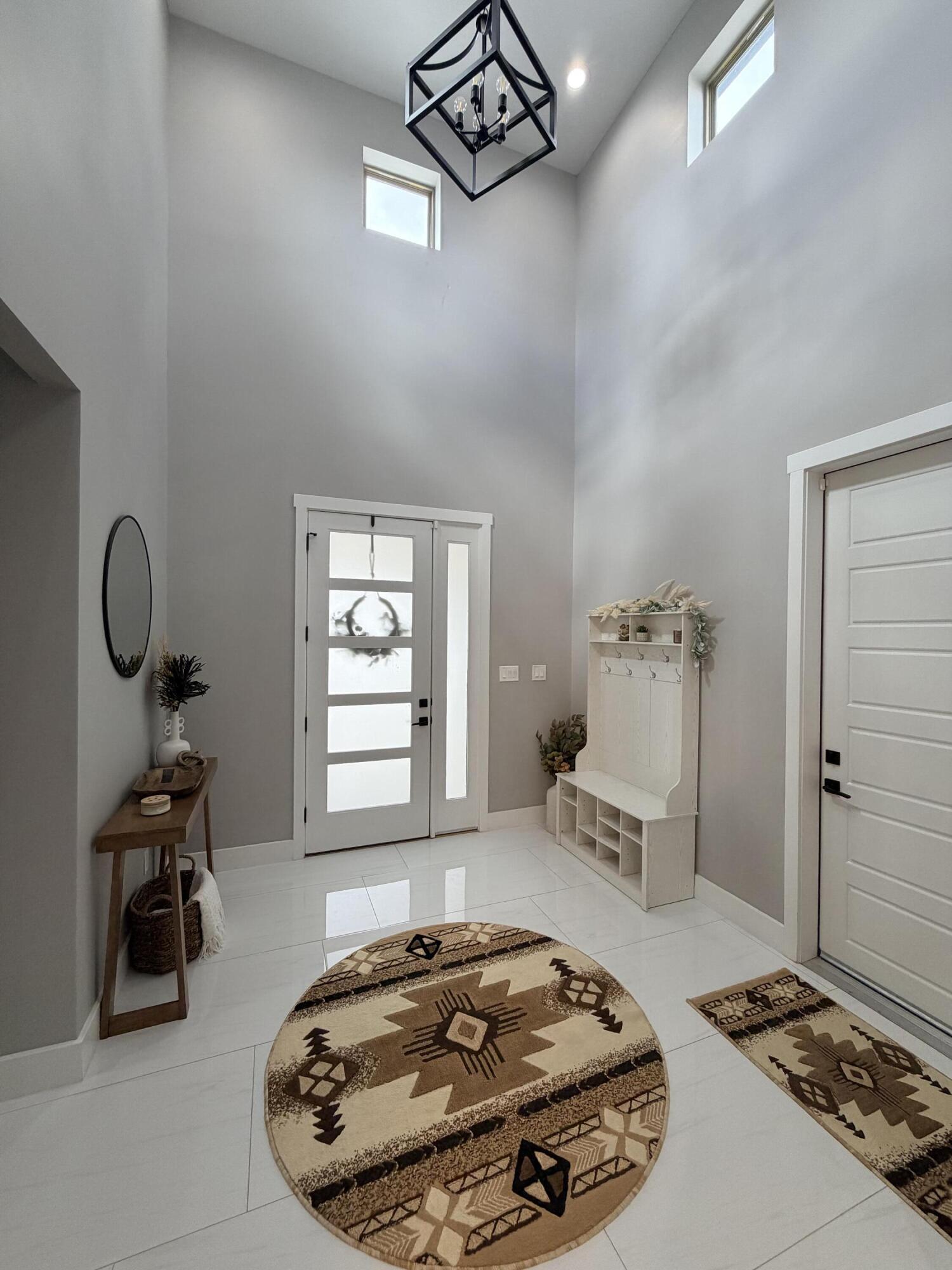 Photo 3 — 412 5th Street NE