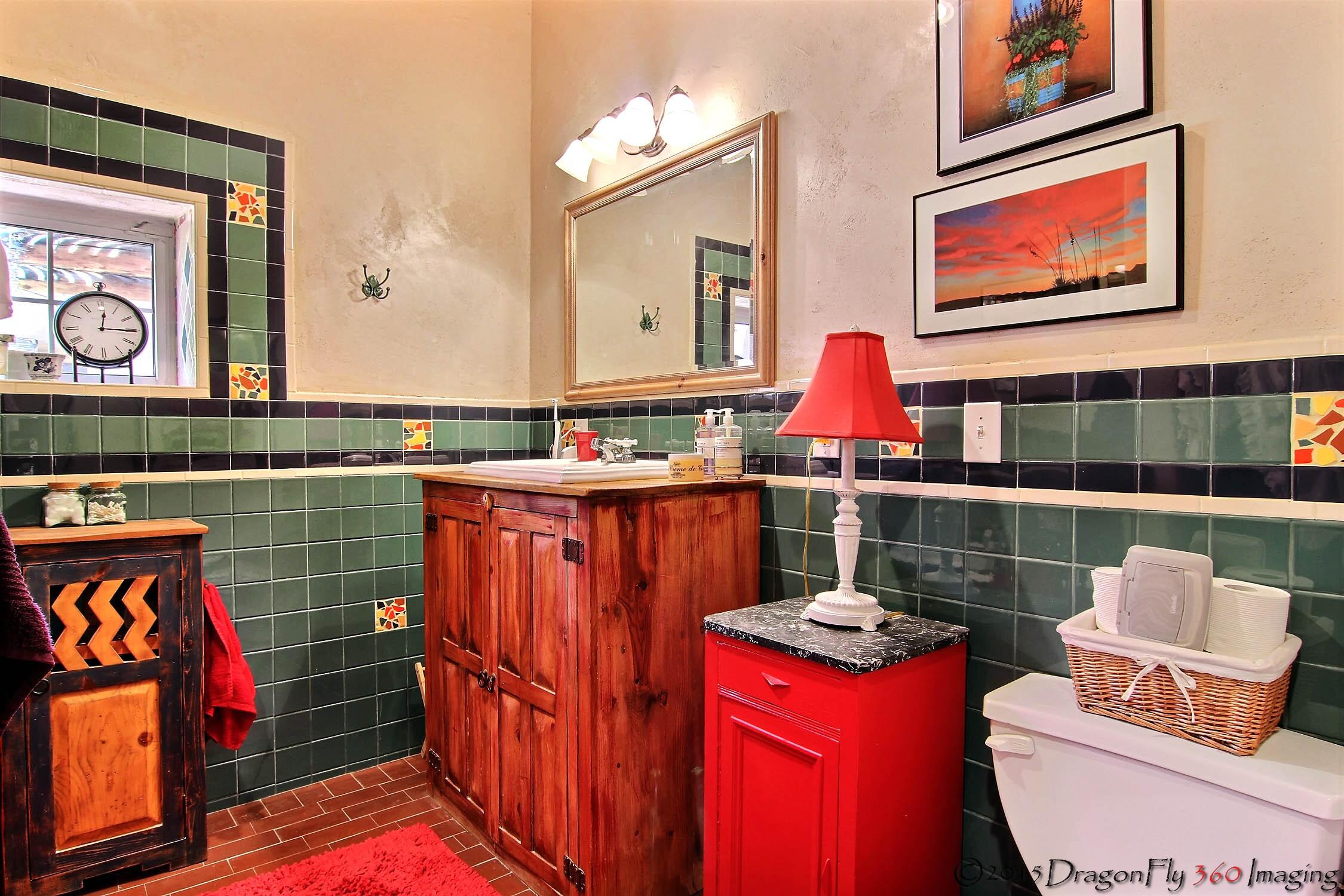 Photo 11 — 1854 Griegos Road NW
