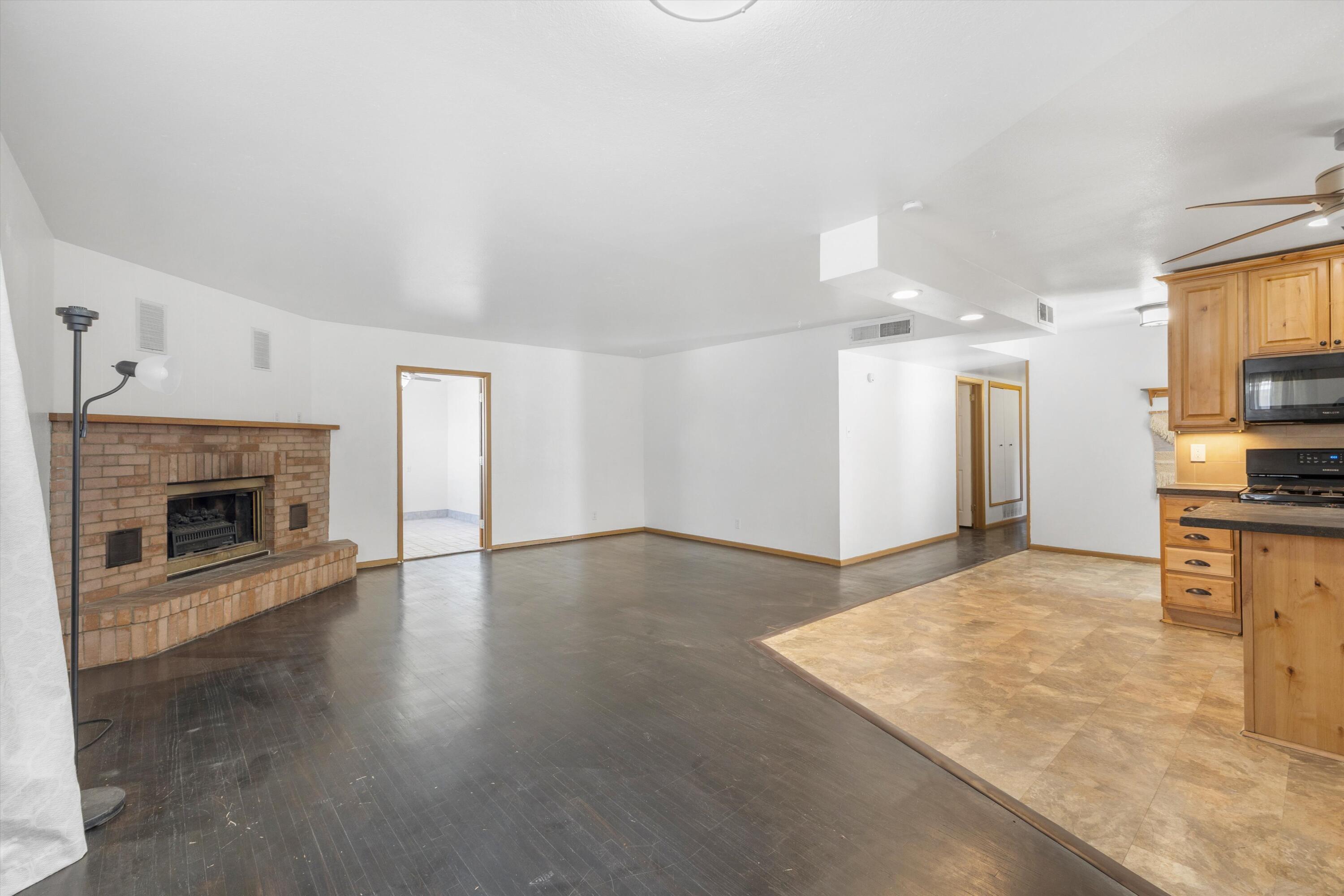 Photo 15 — 3833 Goodrich Avenue NE
