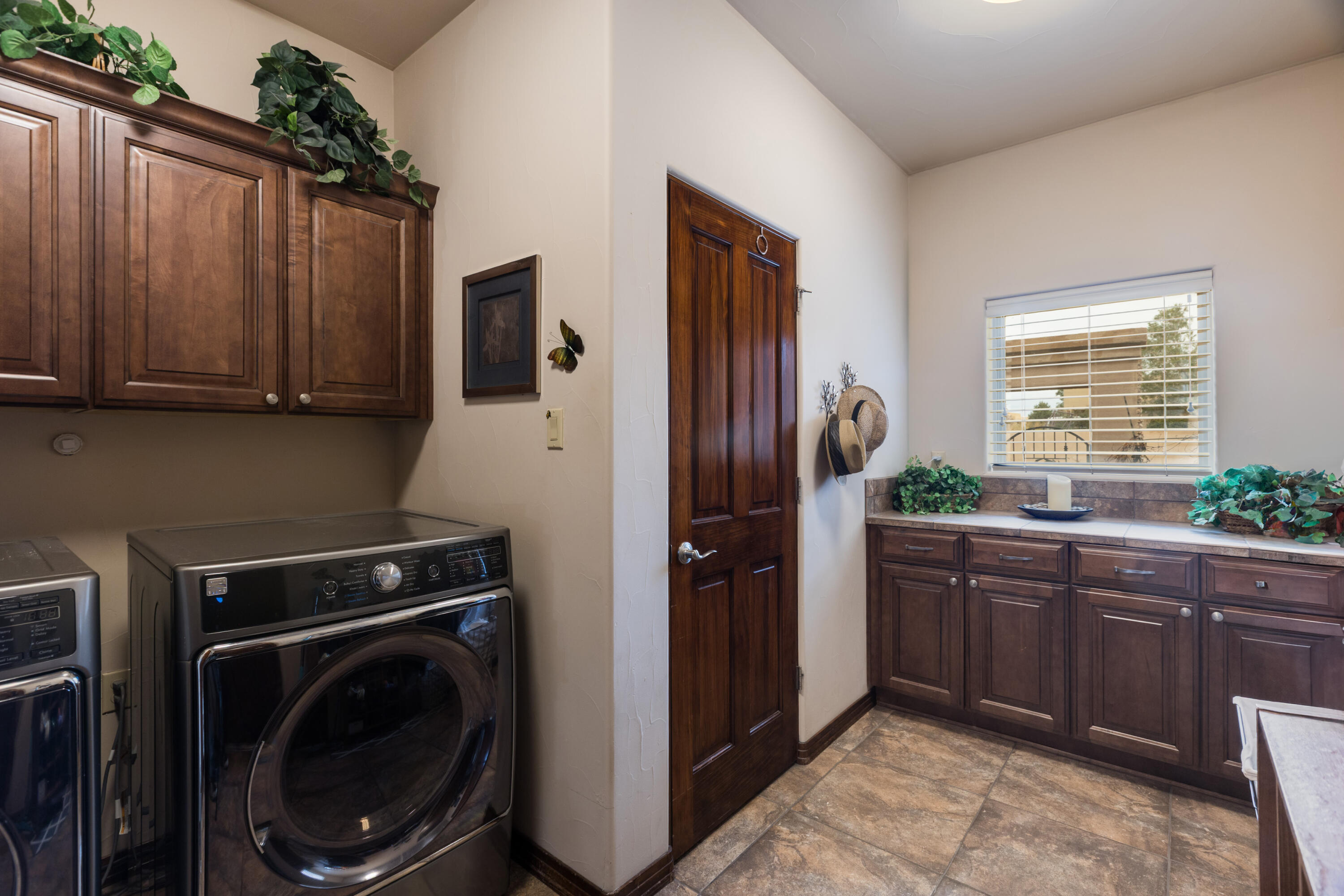 Photo 16 — 2929 Redondo Santa Fe Loop NE