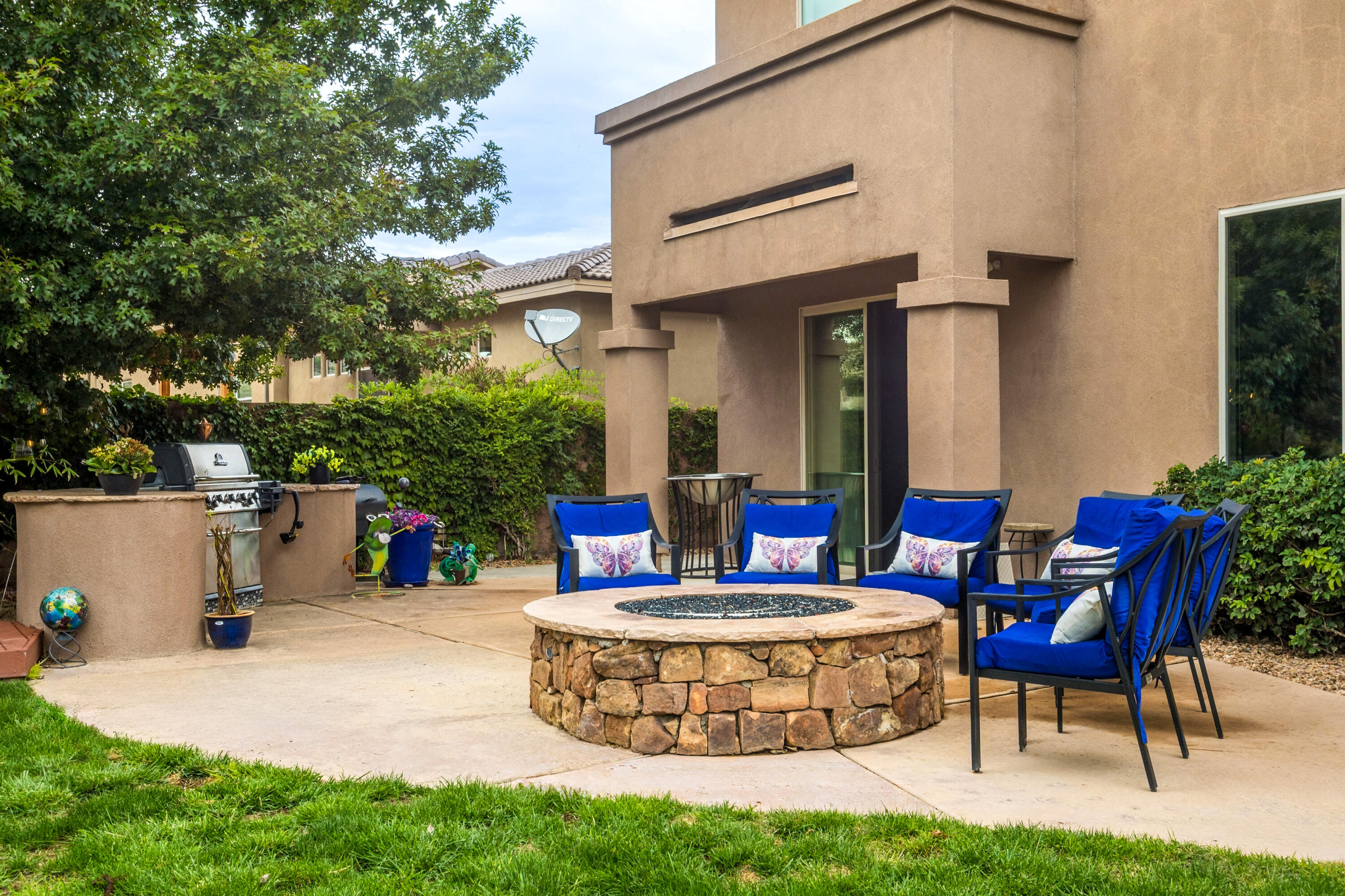 Photo 9 — 2929 Redondo Santa Fe Loop NE