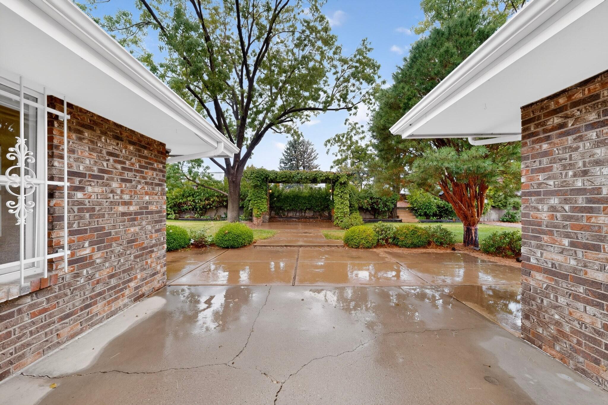 Photo 5 — 7704 American Heritage Drive NE