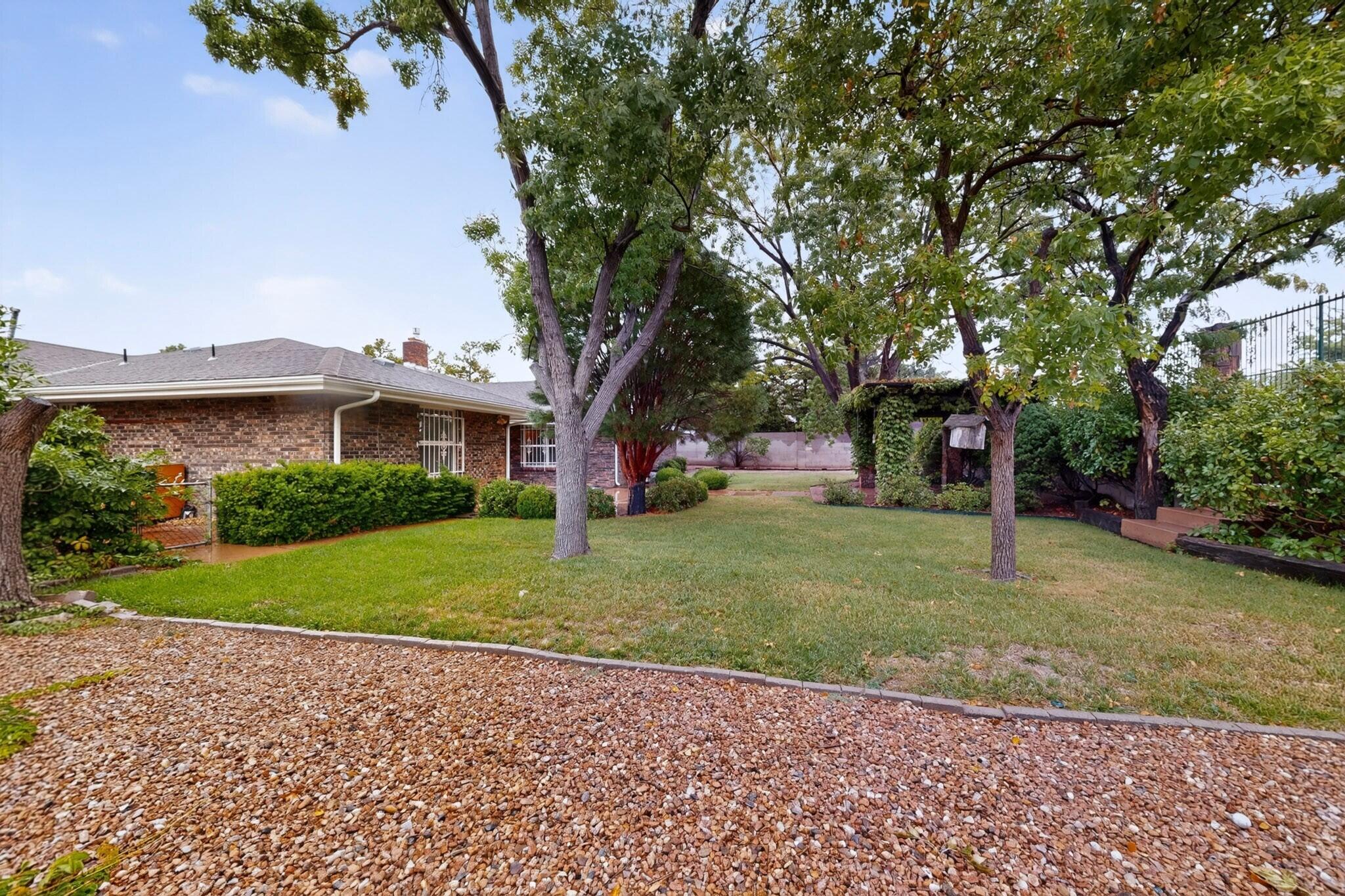 Photo 10 — 7704 American Heritage Drive NE