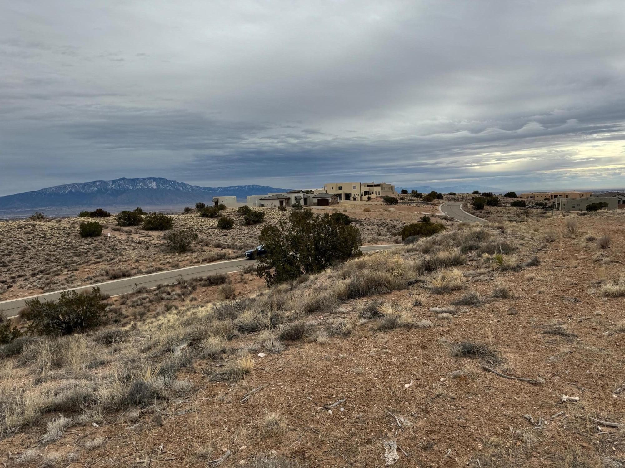 Photo 7 — 6009 Ridgeline Pl Ne