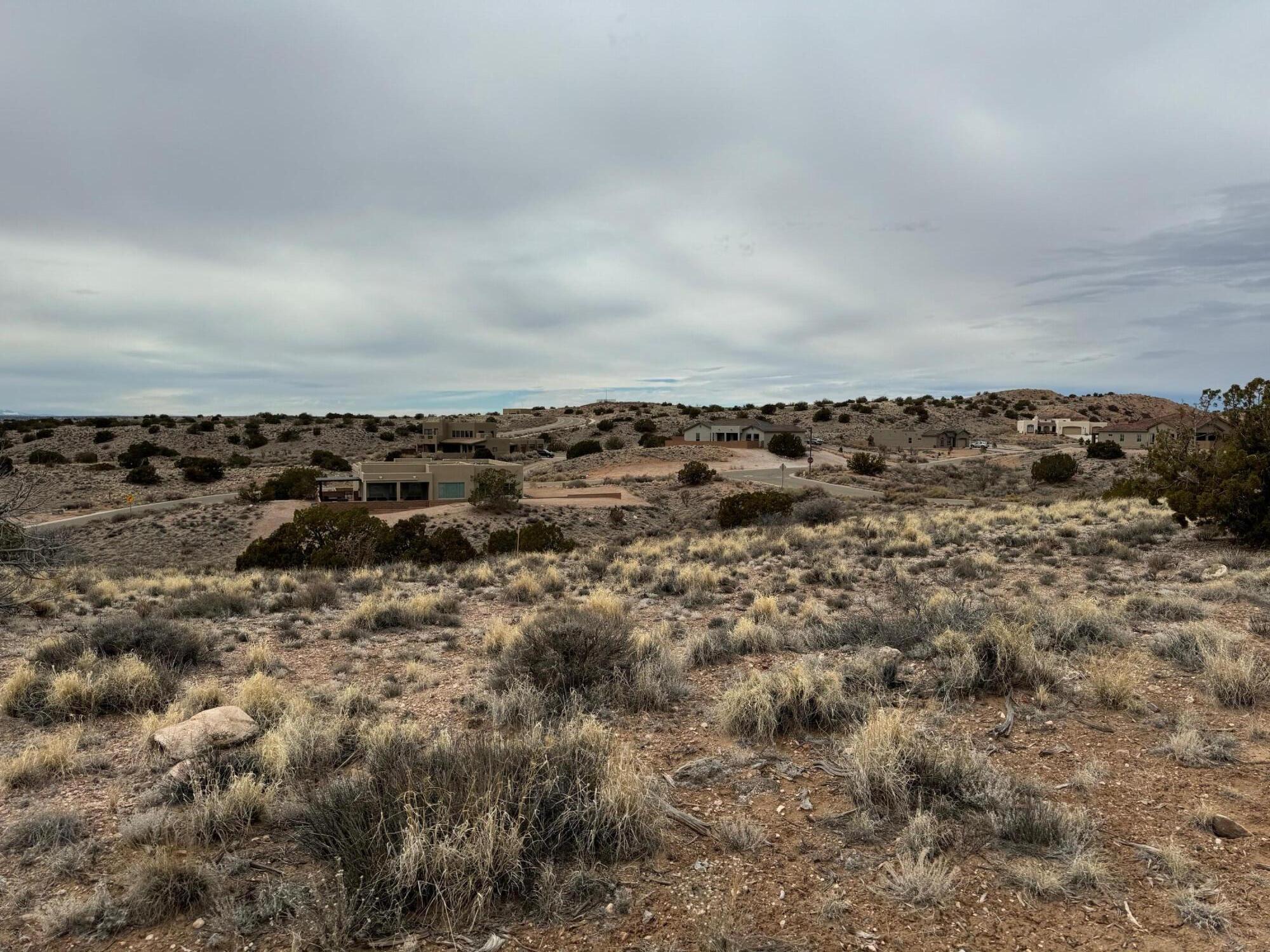 Photo 8 — 6009 Ridgeline Pl Ne