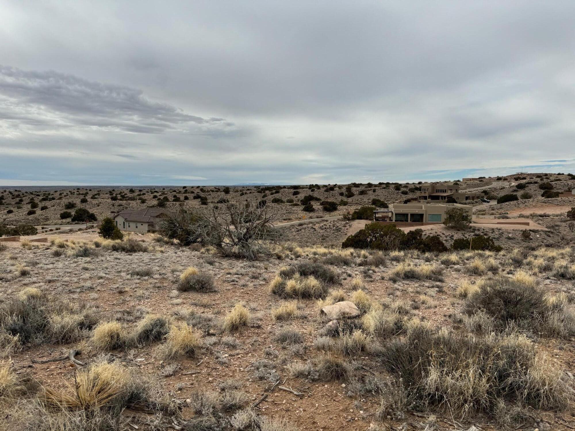 Photo 9 — 6009 Ridgeline Pl Ne