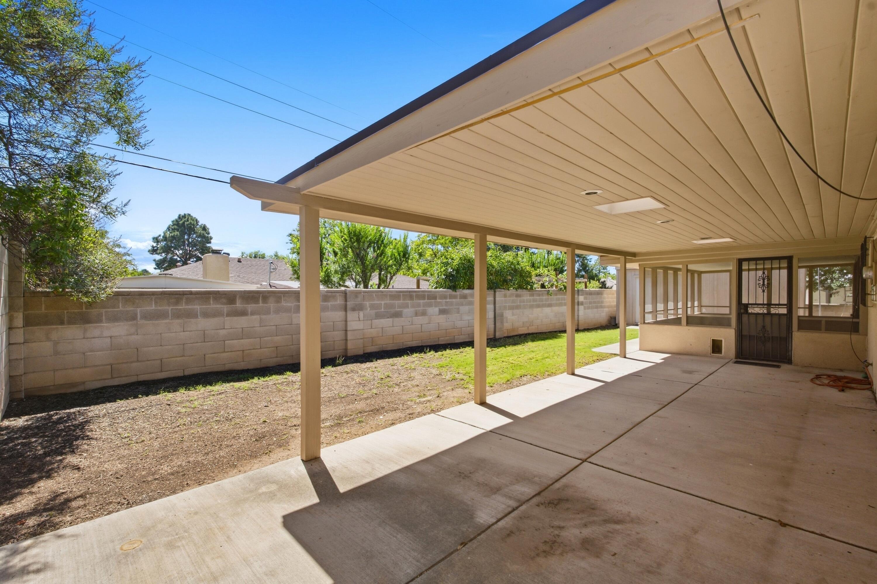 Photo 6 — 10428 Santa Susana Road NE