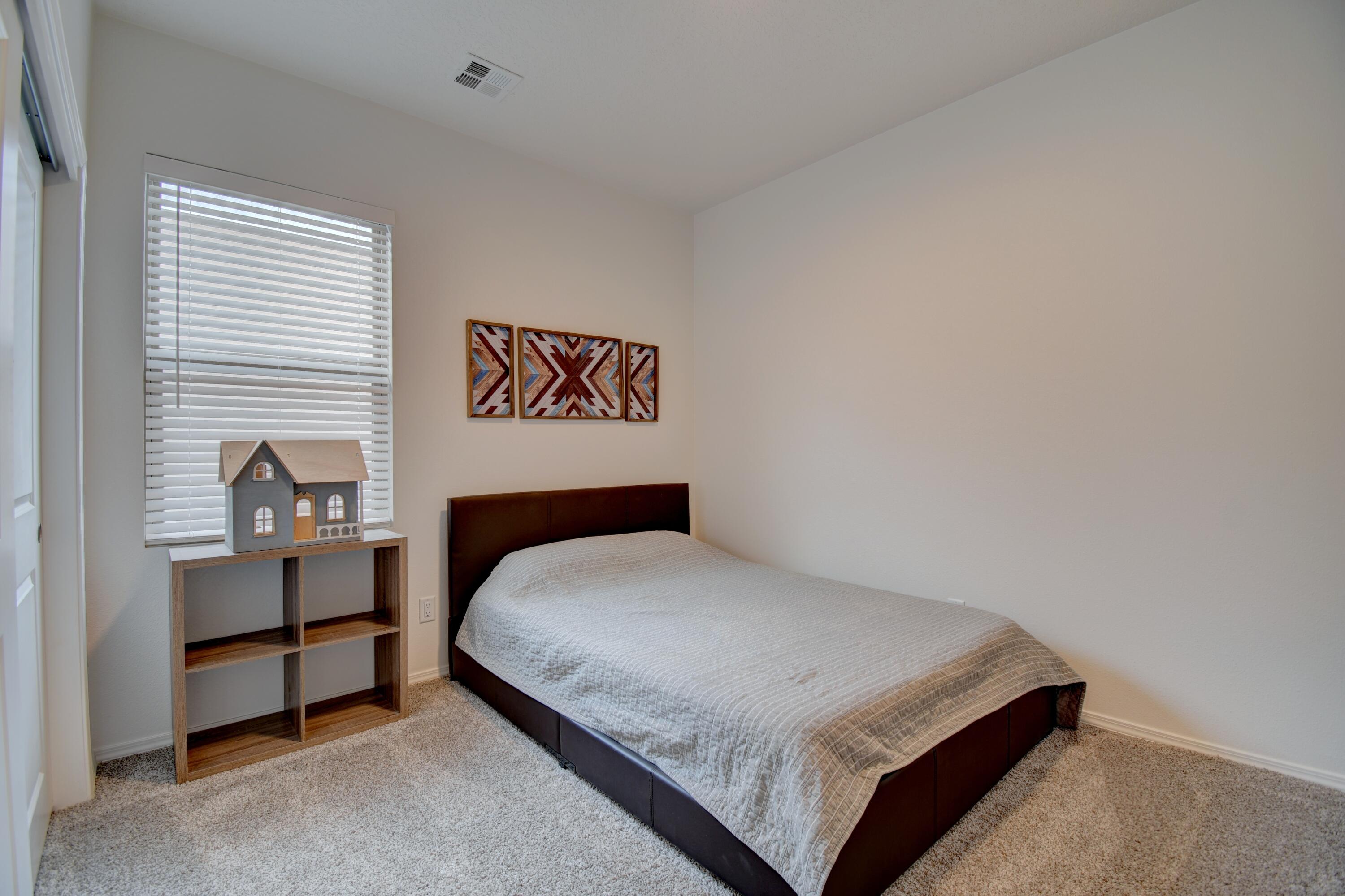 Photo 8 — 4373 Lauren Loop NE