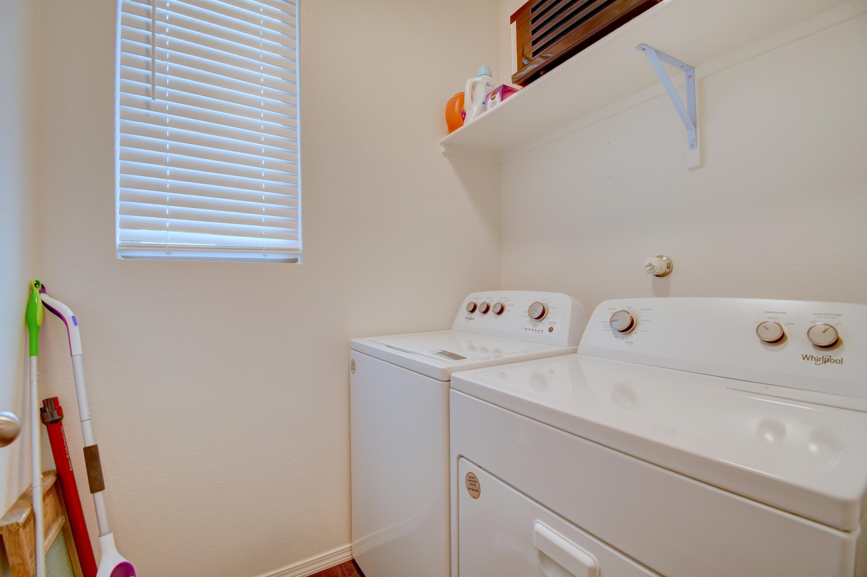 Photo 2 — 4373 Lauren Loop NE