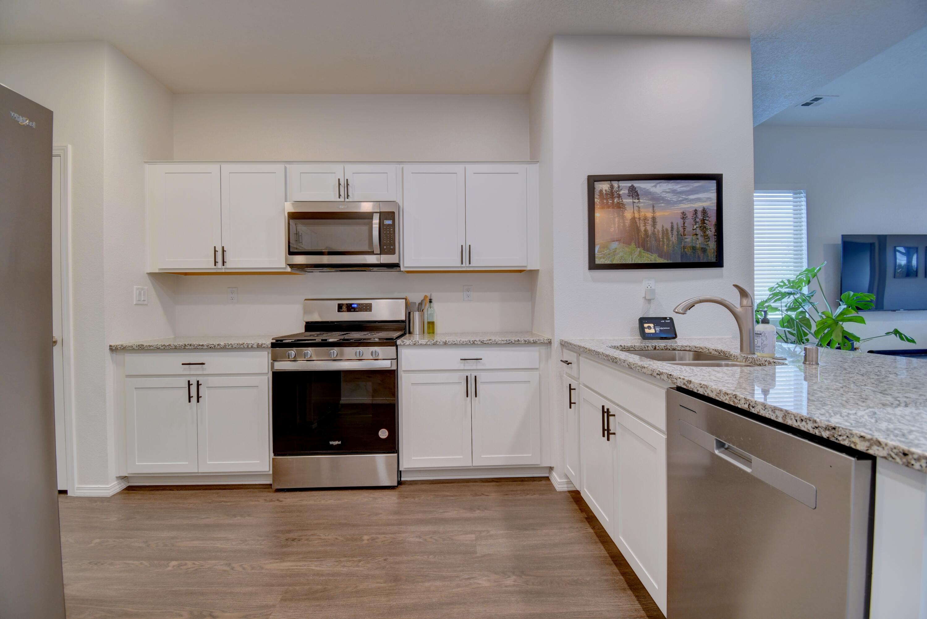 Photo 15 — 4373 Lauren Loop NE
