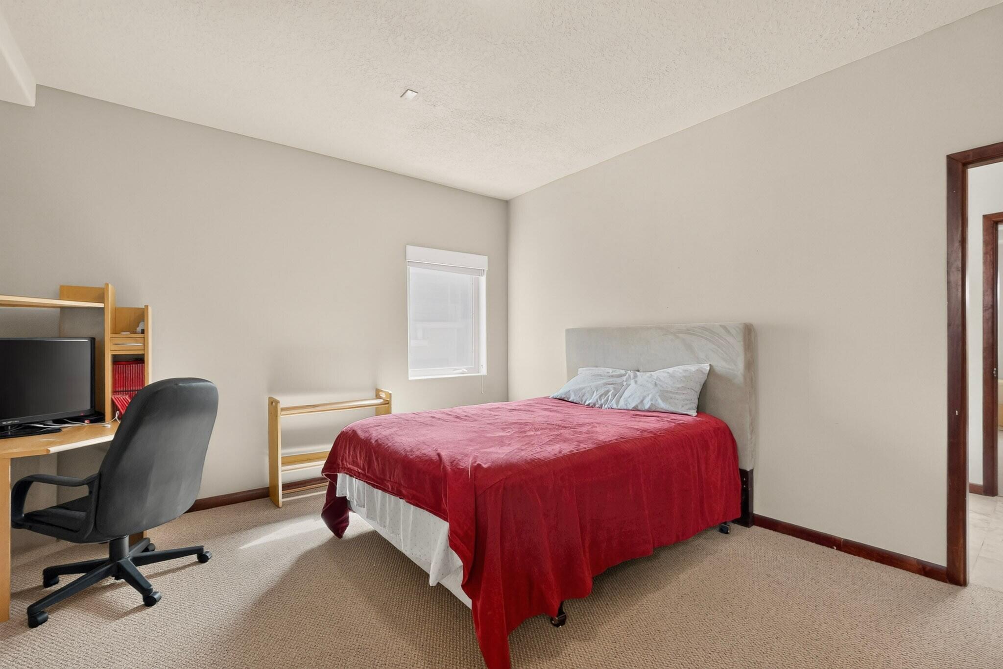 Photo 5 — 12407 Pristine Court NE