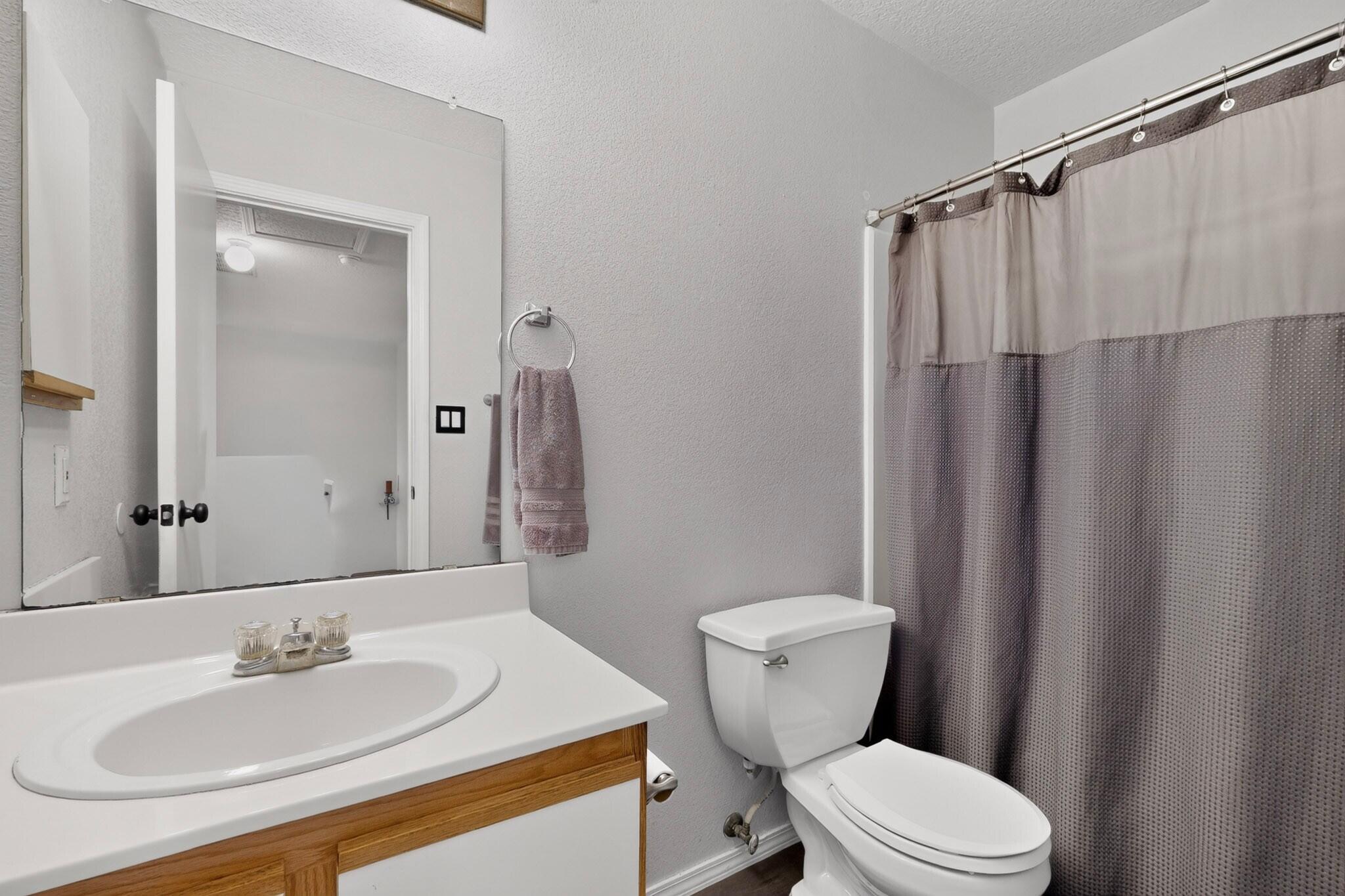 Photo 12 — 1308 Ojo Feliz Street SW
