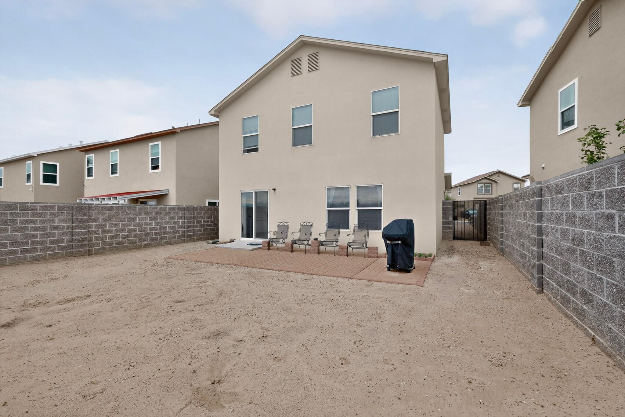 Photo 5 — 1308 Ojo Feliz Street SW