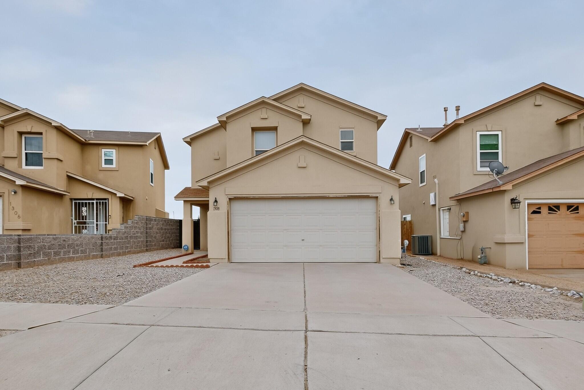 Photo 2 — 1308 Ojo Feliz Street SW