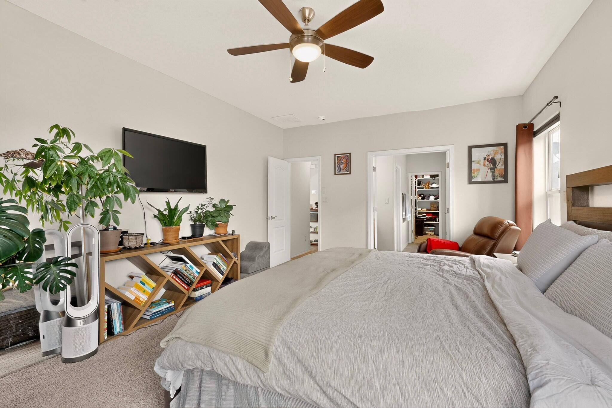 Photo 20 — 5823 Ermemin Avenue NW