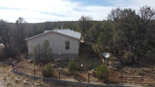 Photo 9 — 82 Jesse James Road