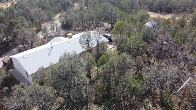 Photo 5 — 82 Jesse James Road