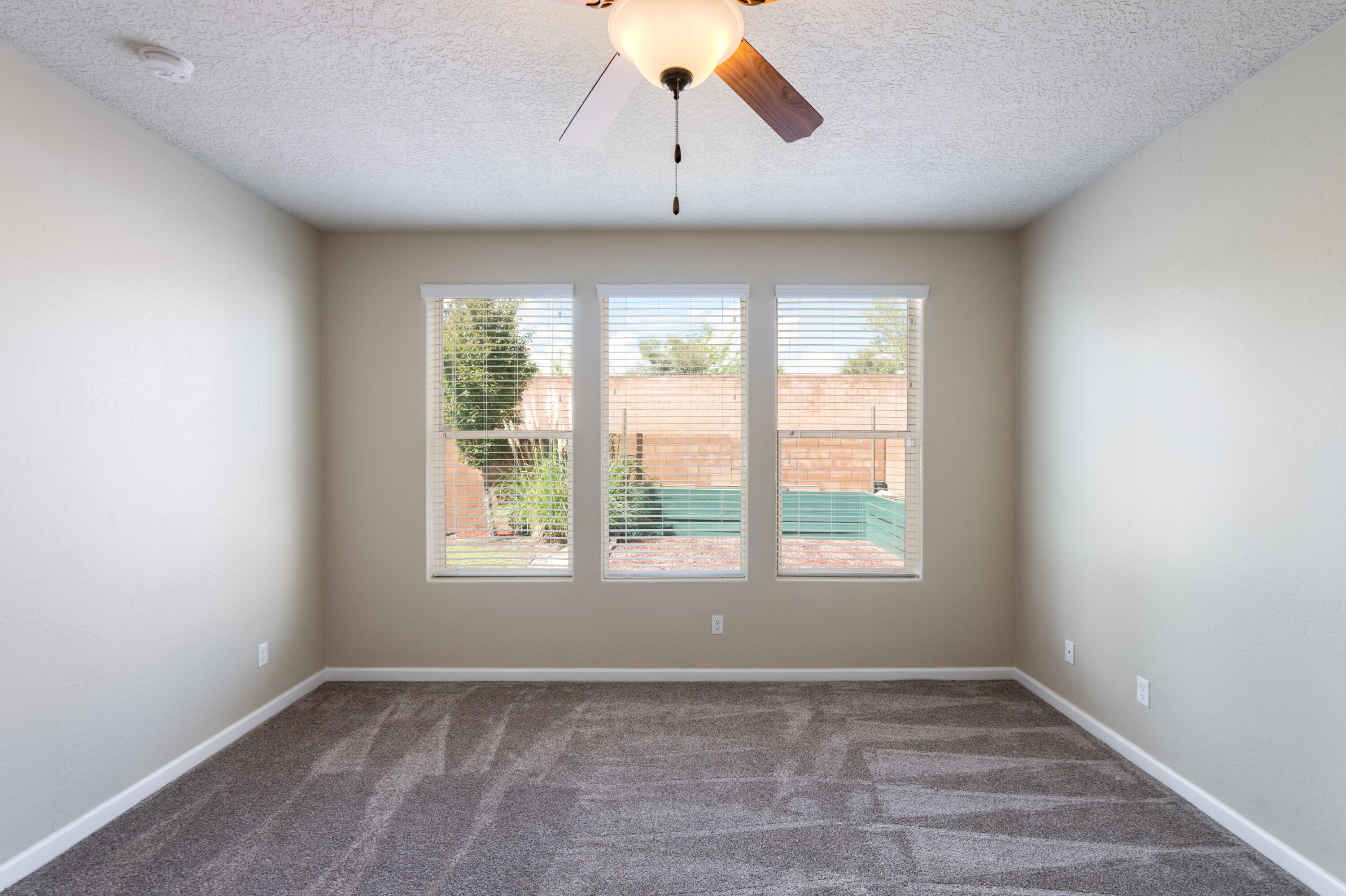 Photo 18 — 5001 Calle Parasol NW