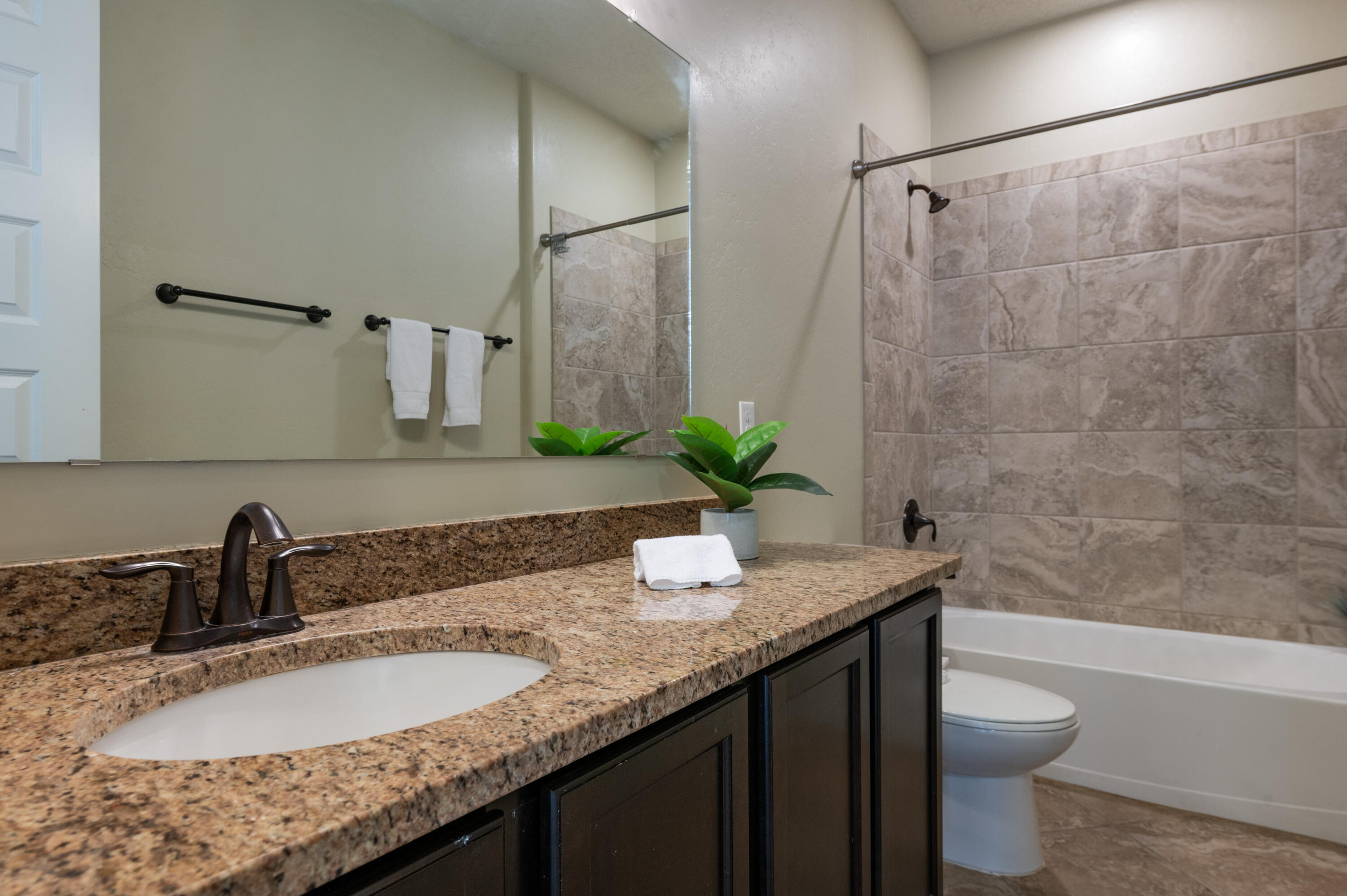 Photo 11 — 5001 Calle Parasol NW