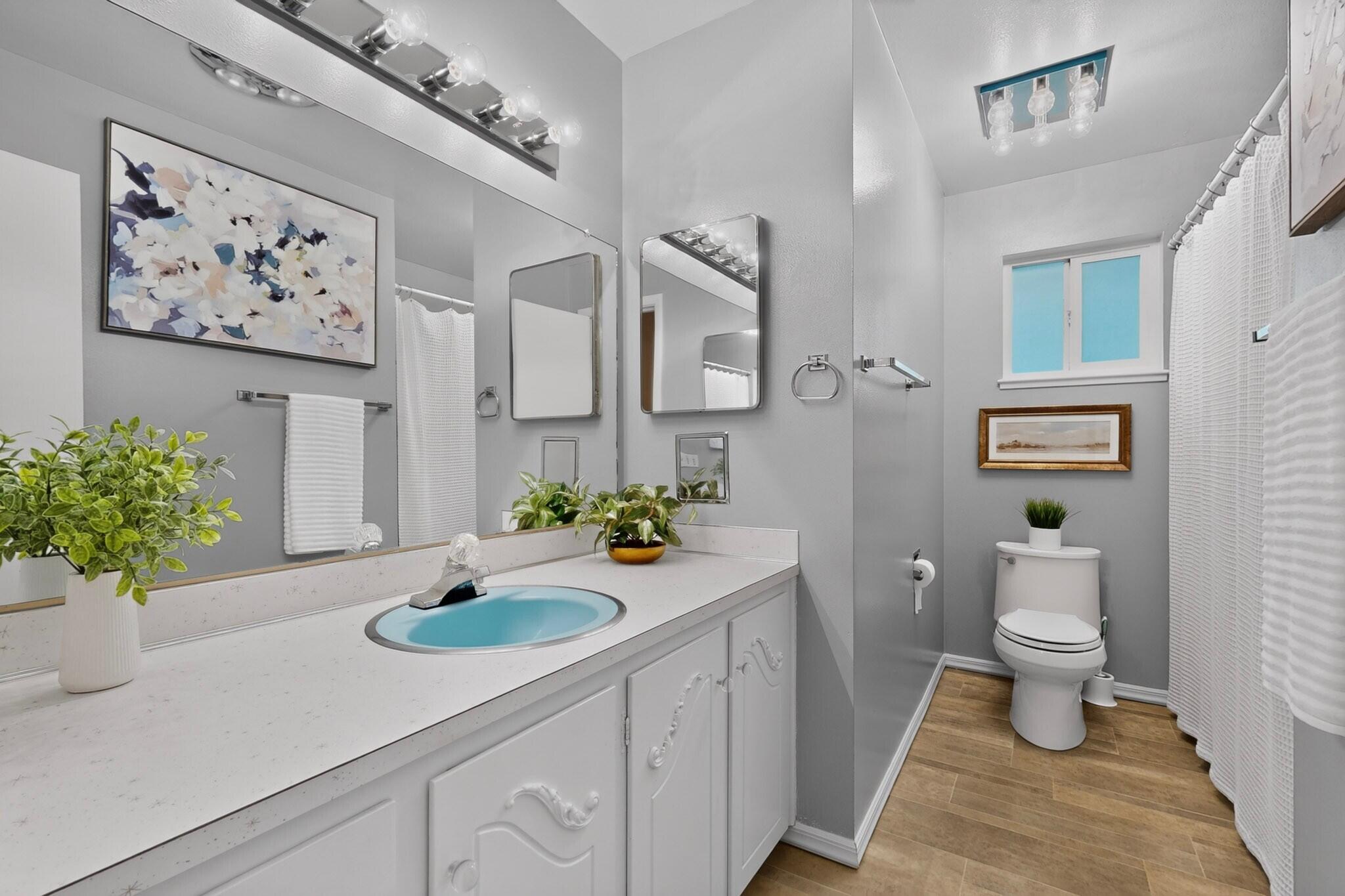 Photo 18 — 3418 Harwood Court NE