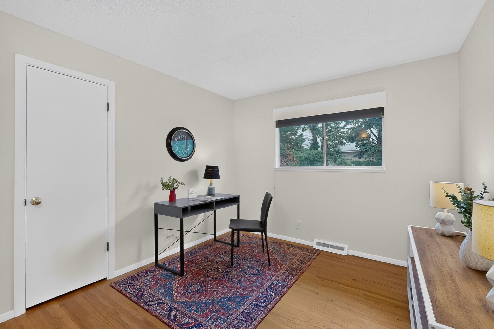 Photo 12 — 3418 Harwood Court NE