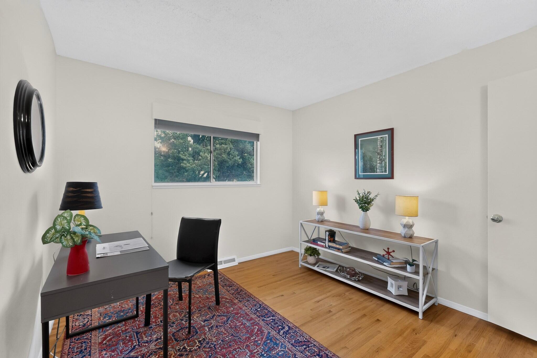 Photo 11 — 3418 Harwood Court NE