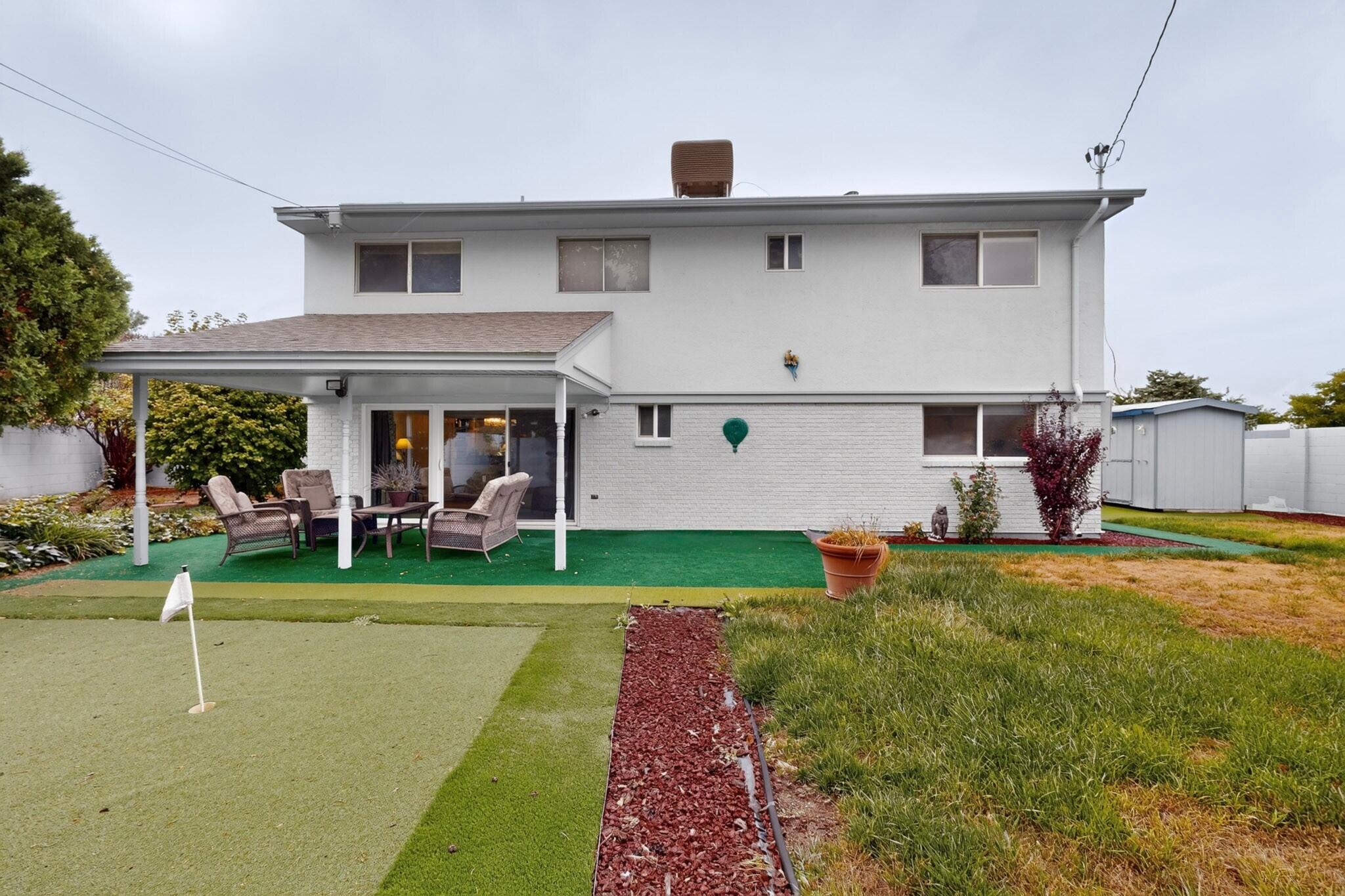 Photo 5 — 3418 Harwood Court NE
