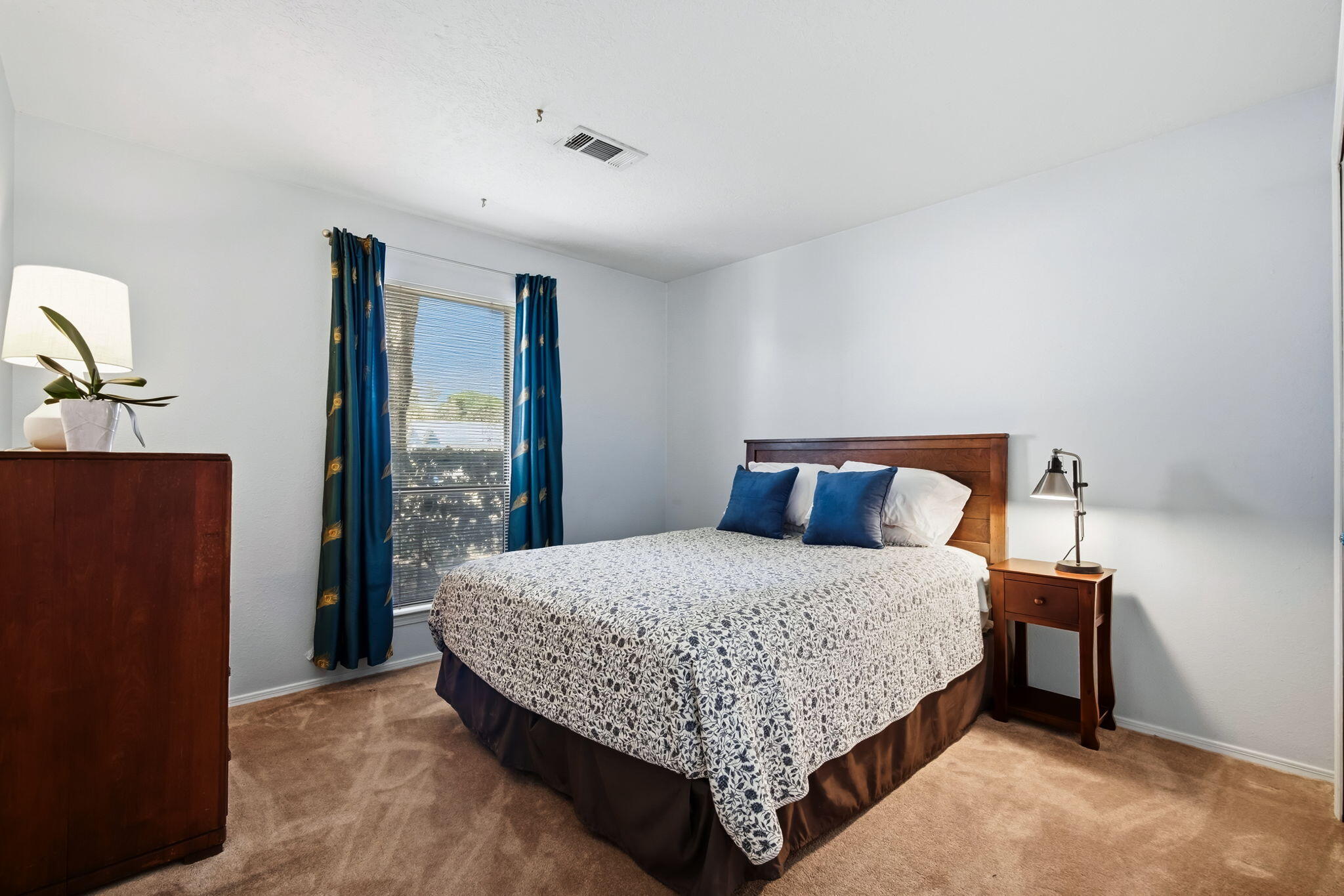 Photo 19 — 6712 Beck Drive NE