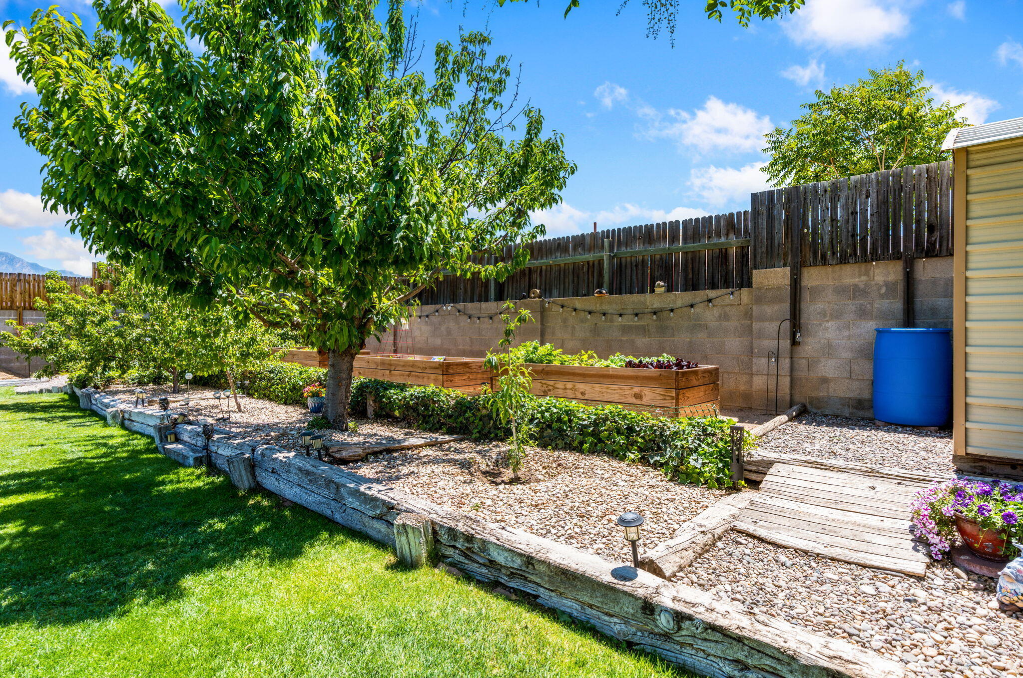 Photo 8 — 6712 Beck Drive NE