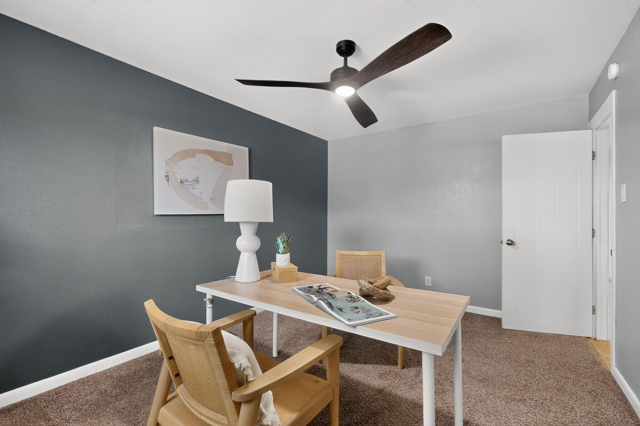 Photo 16 — 4601 Palo Duro Avenue NE