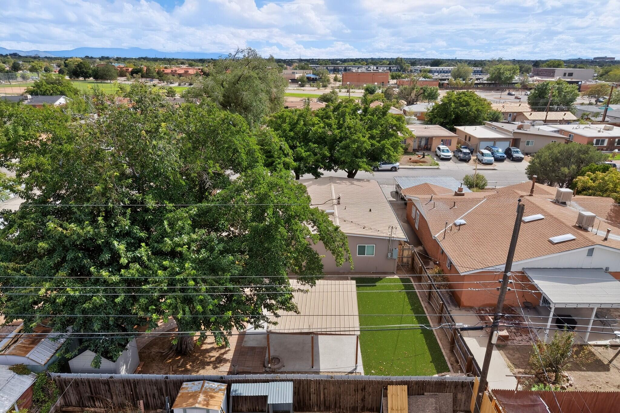 Photo 6 — 4601 Palo Duro Avenue NE