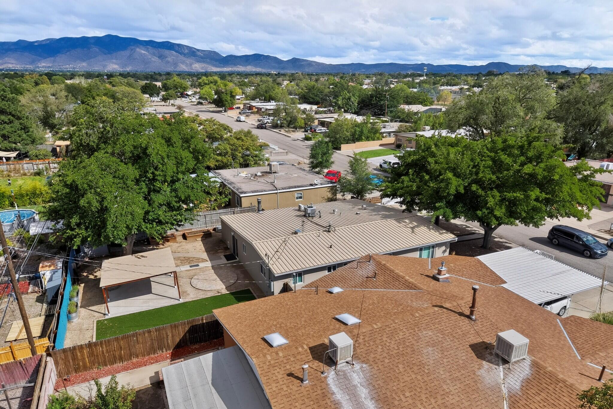 Photo 3 — 4601 Palo Duro Avenue NE