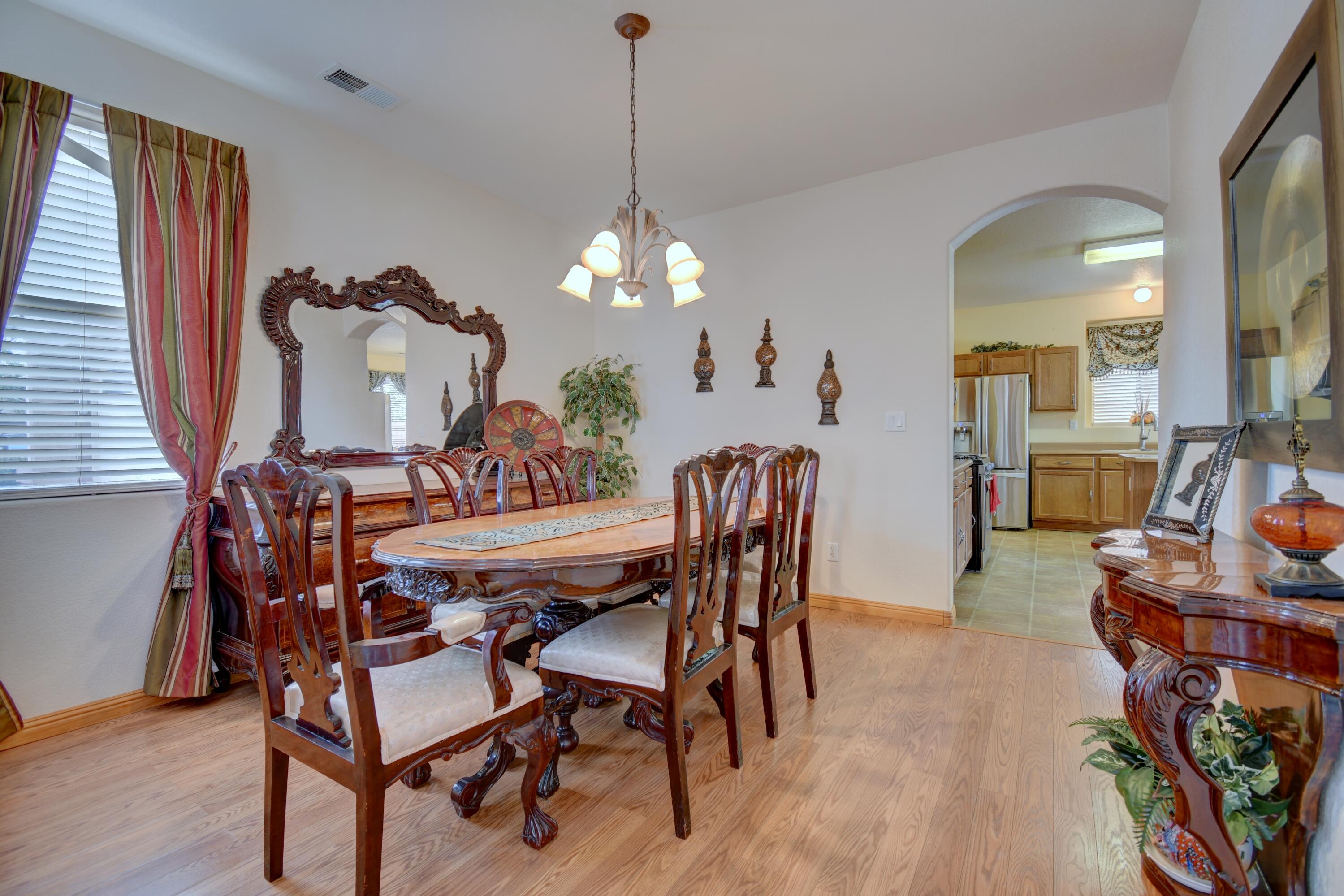 Photo 20 — 10439 Cantacielo Drive NW