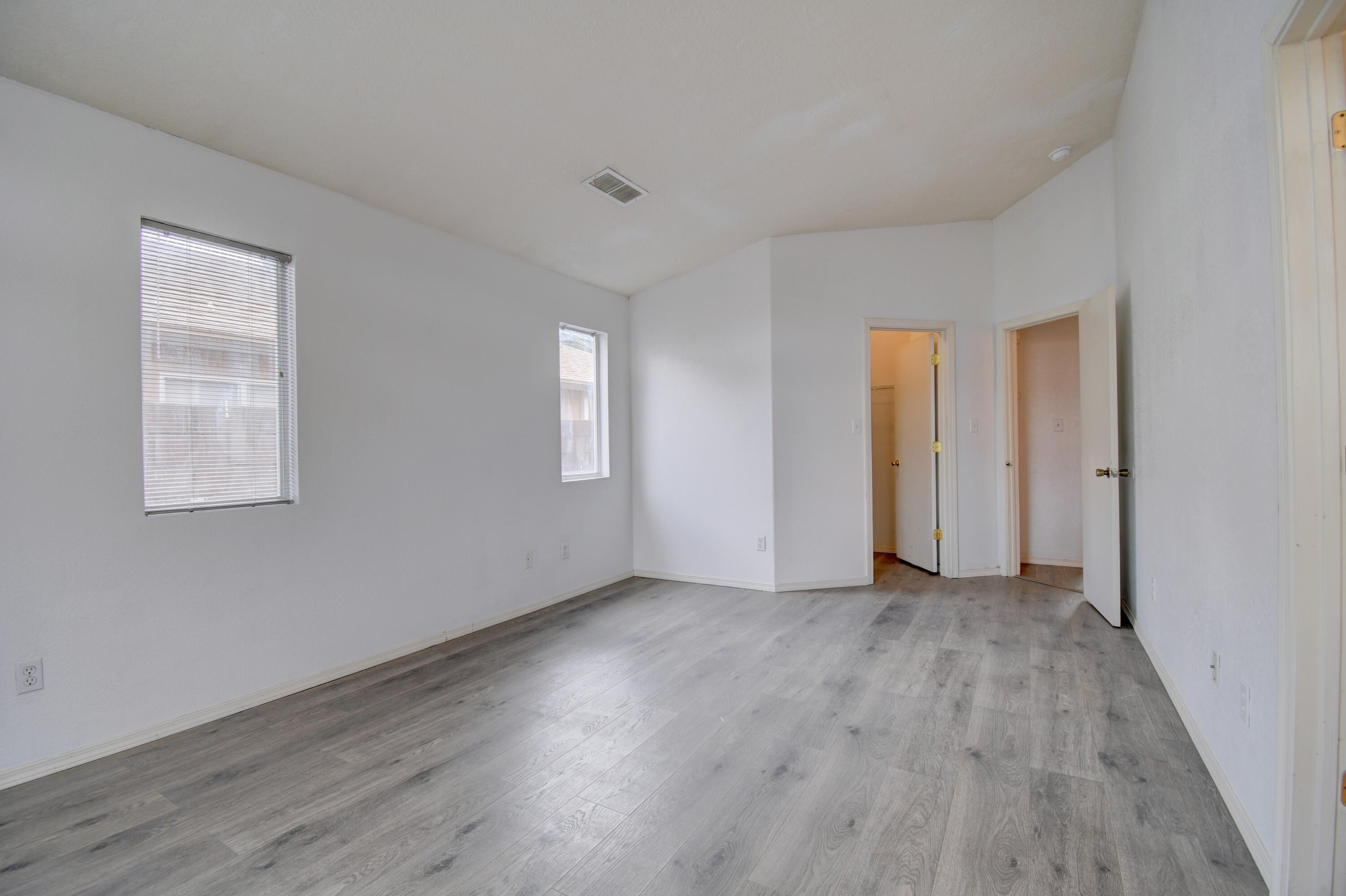 Photo 9 — 6003 Celestial Avenue NW