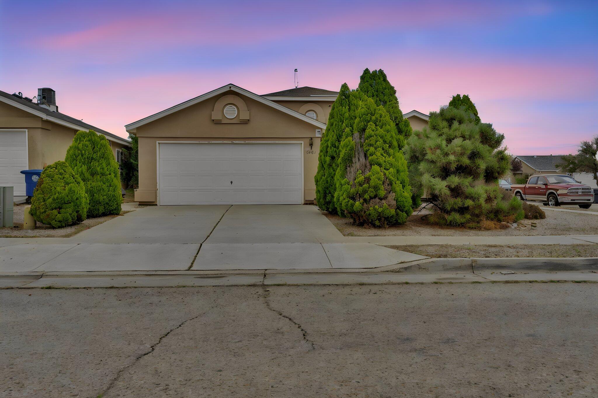 8401 S Spring Sage Road SW, Albuquerque, NM 87121