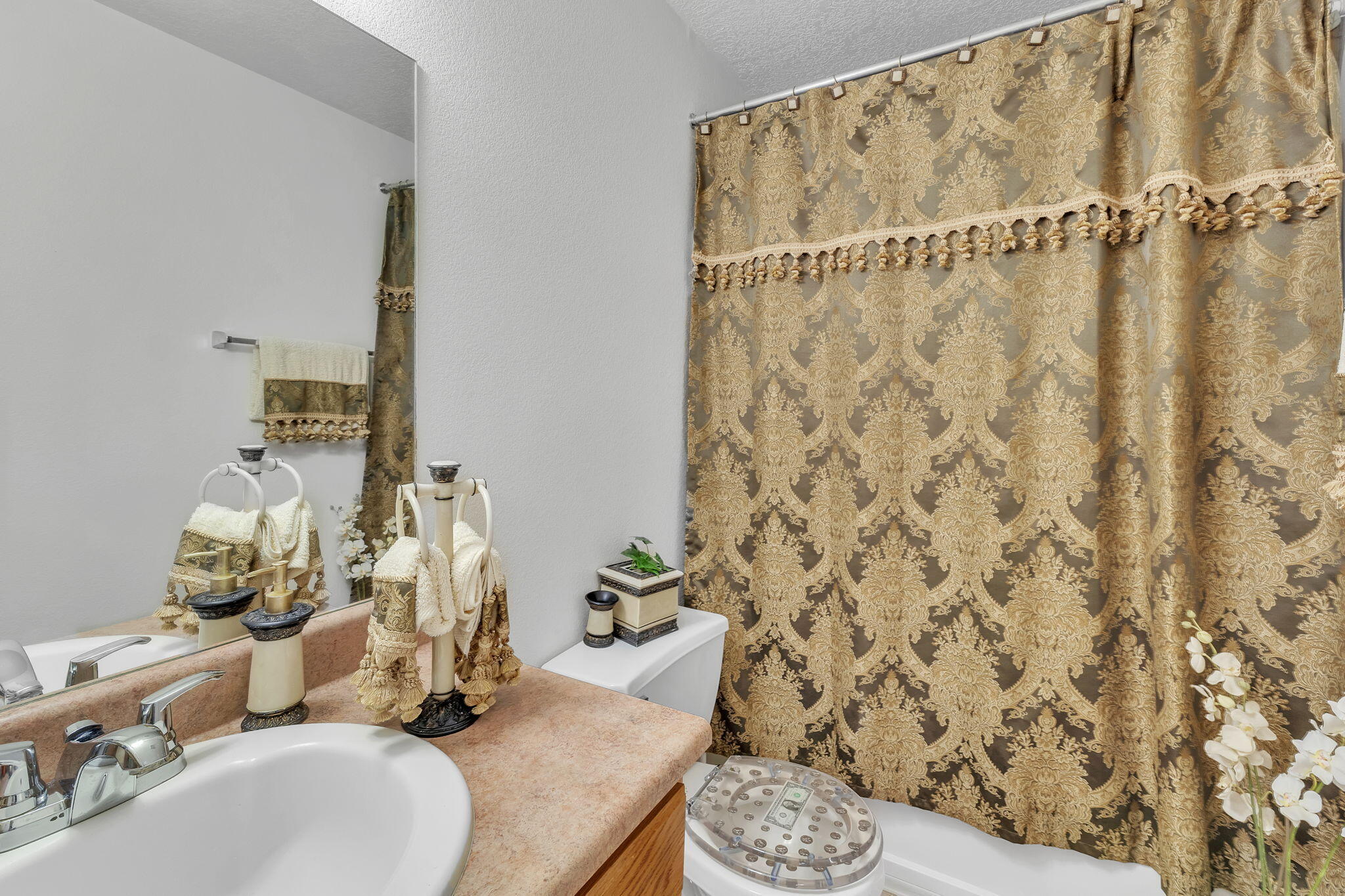 Photo 18 — 8401 S Spring Sage Road SW