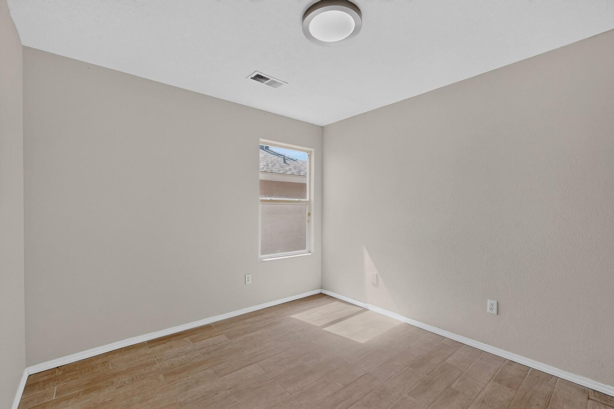Photo 15 — 2756 Butch Cassidy Drive SW