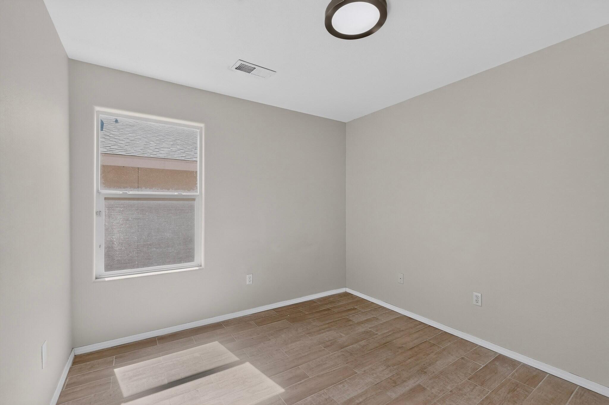 Photo 12 — 2756 Butch Cassidy Drive SW