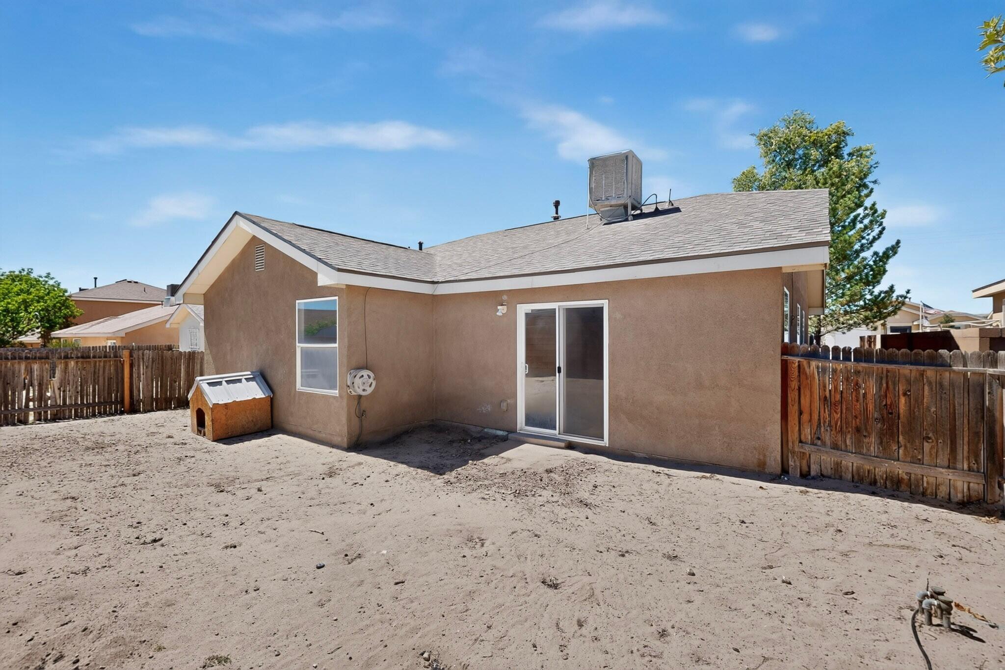 Photo 4 — 2756 Butch Cassidy Drive SW