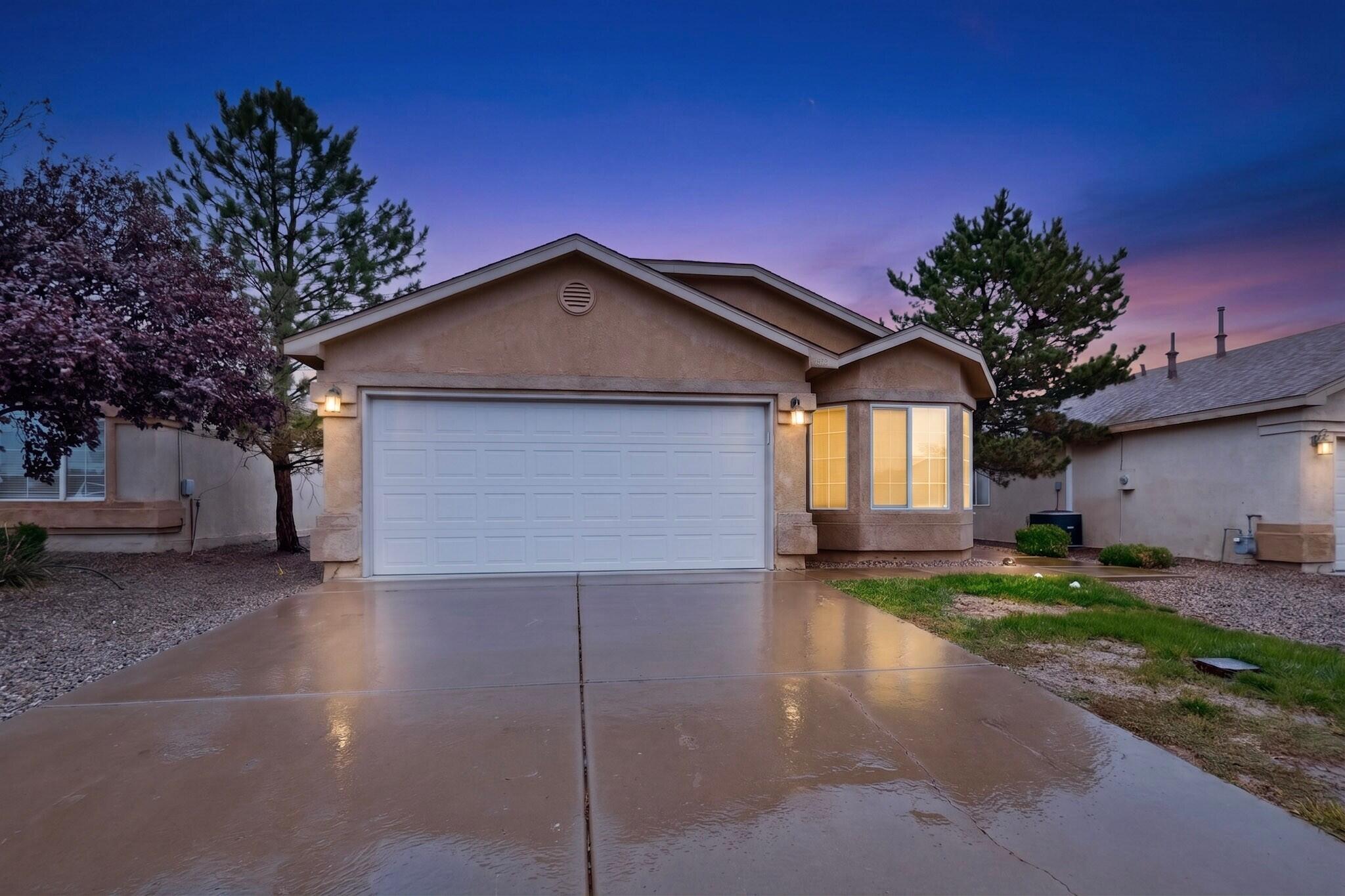 617 Sunny Meadows Drive NE, Rio Rancho, NM 87144