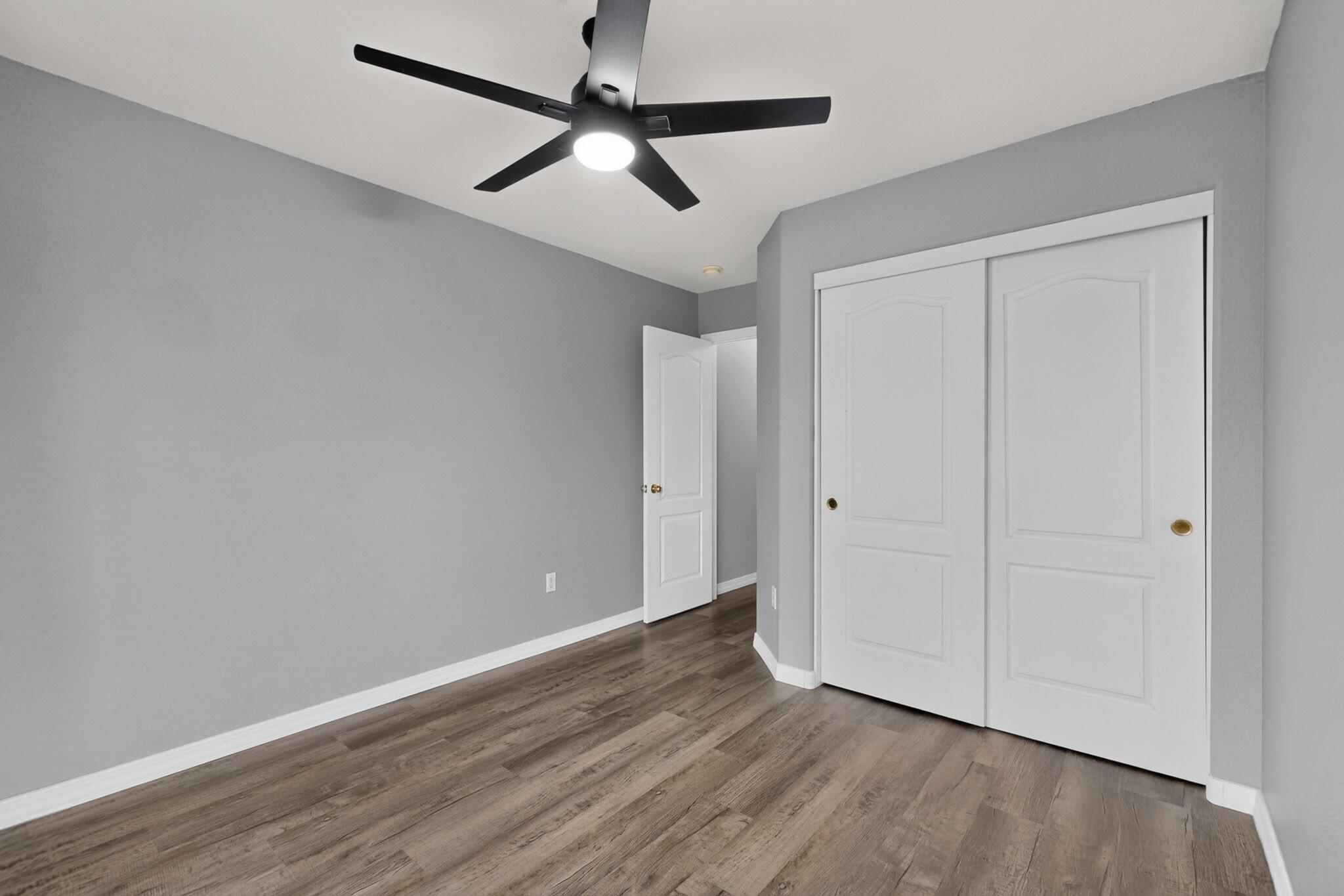 Photo 20 — 617 Sunny Meadows Drive NE