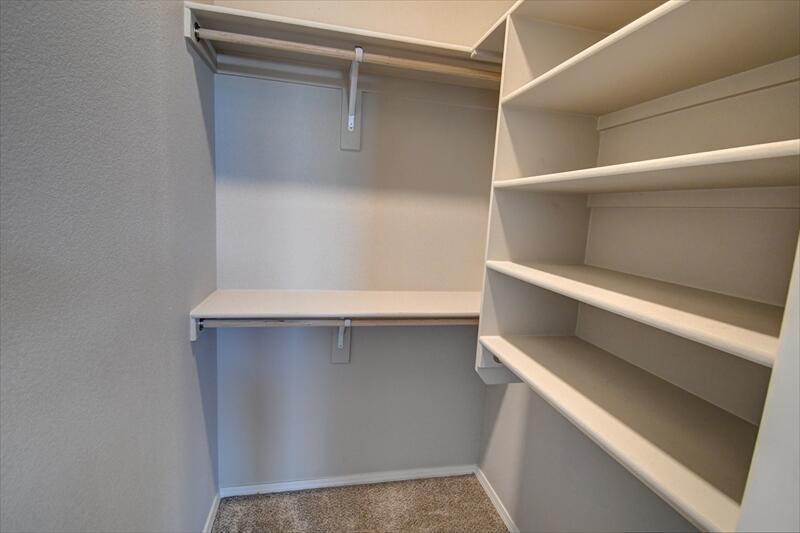 Photo 3 — 5413 E Village Avenue NE
