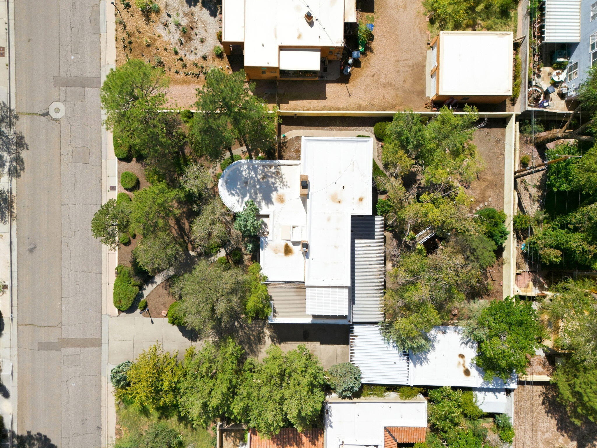 Photo 9 — 309 Hermosa Drive SE