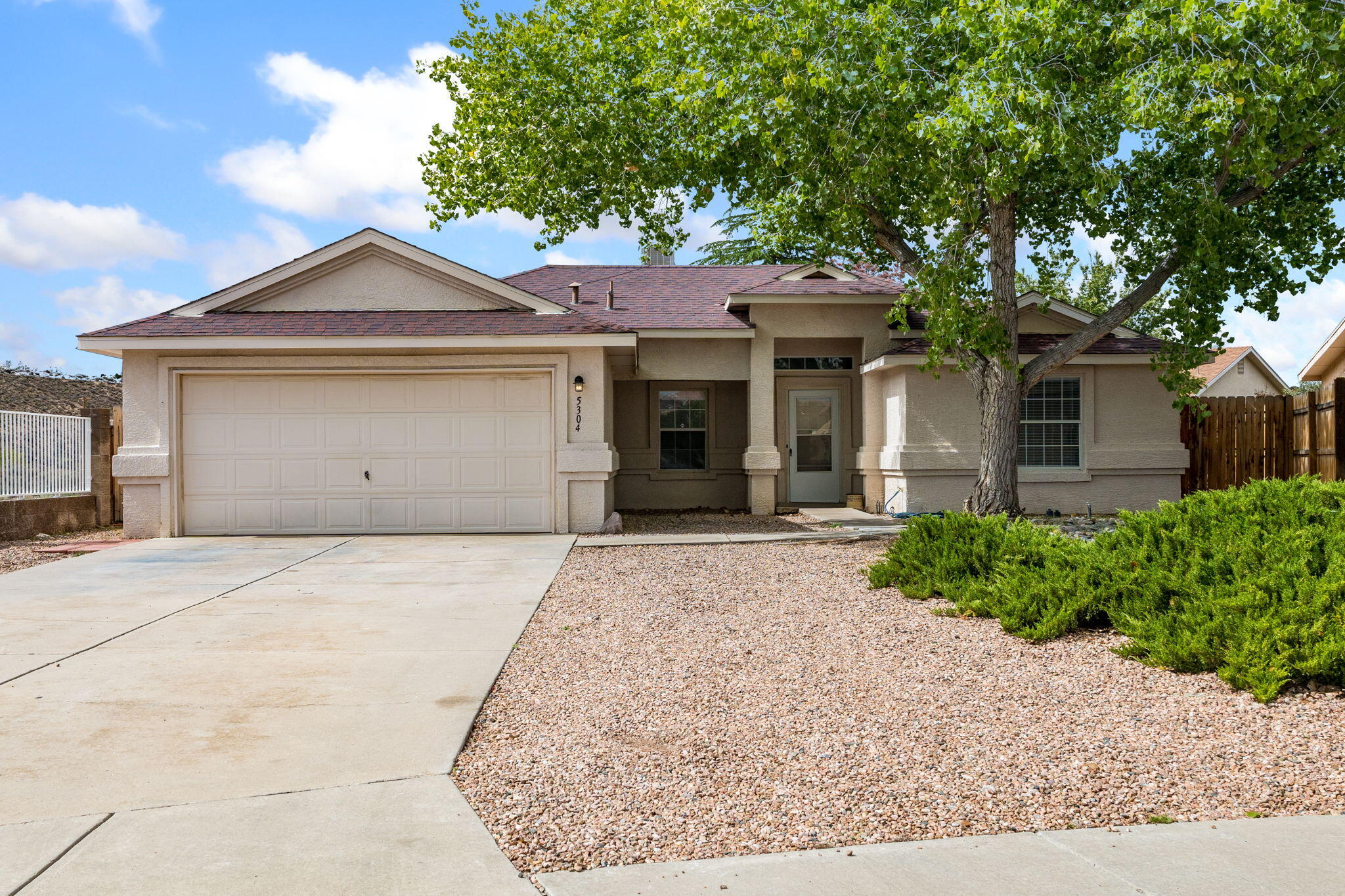 5304 Bandelier Drive NW, Albuquerque, NM 87114