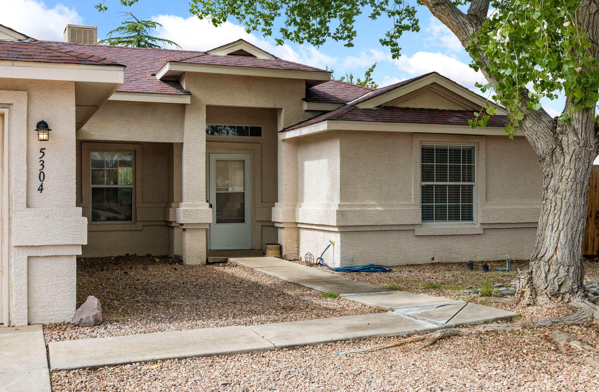 Photo 3 — 5304 Bandelier Drive NW