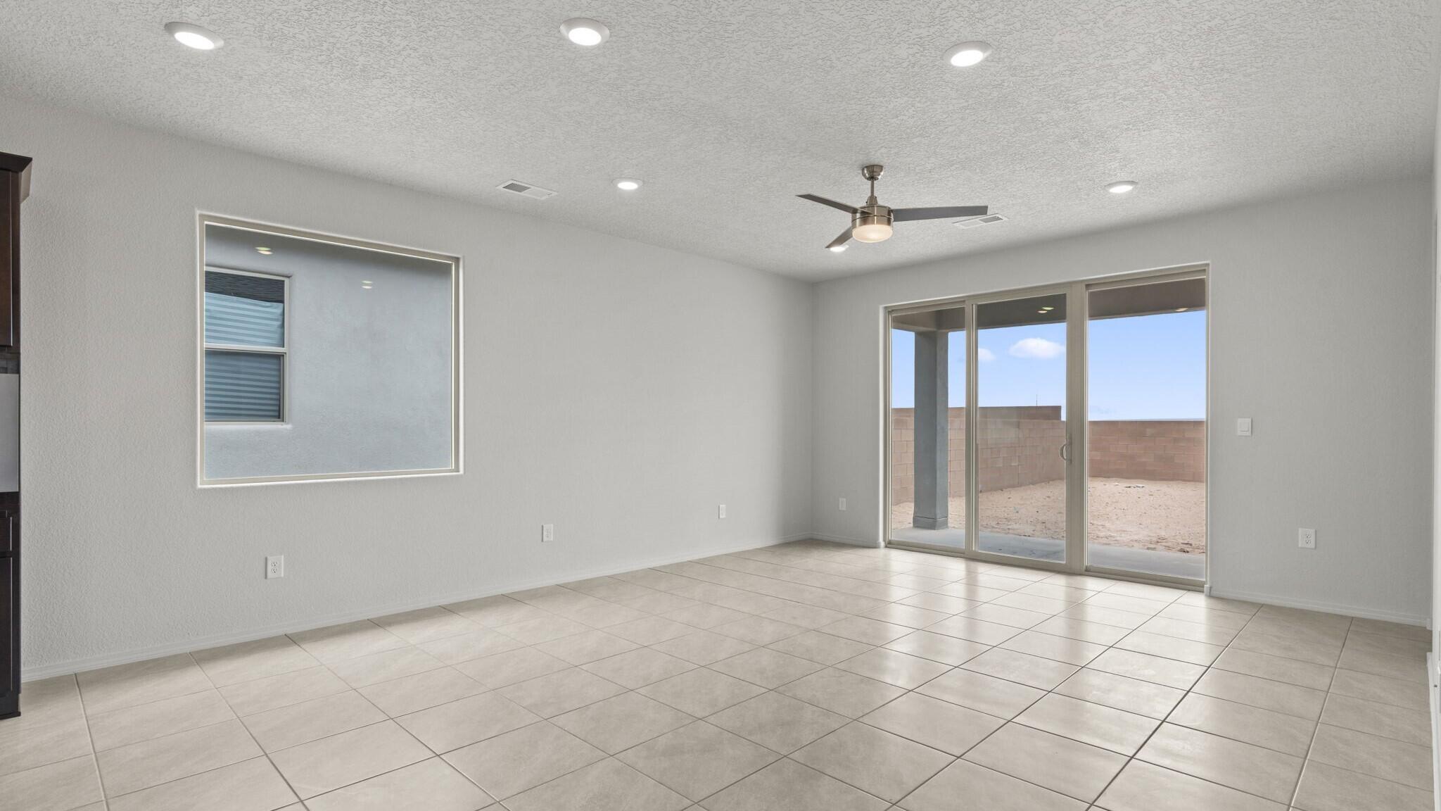 Photo 19 — 6726 Clayton Drive NE